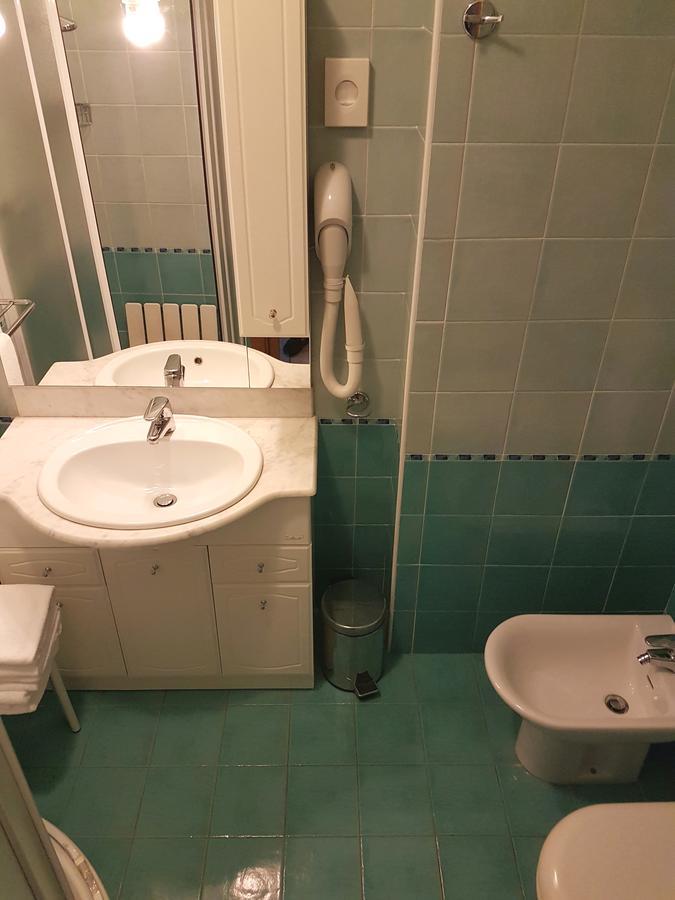 تْشيزيناتيكو Hotel Residence Adriana المظهر الخارجي الصورة