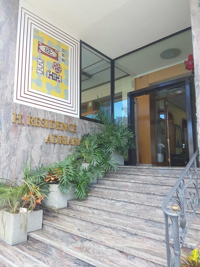 تْشيزيناتيكو Hotel Residence Adriana المظهر الخارجي الصورة
